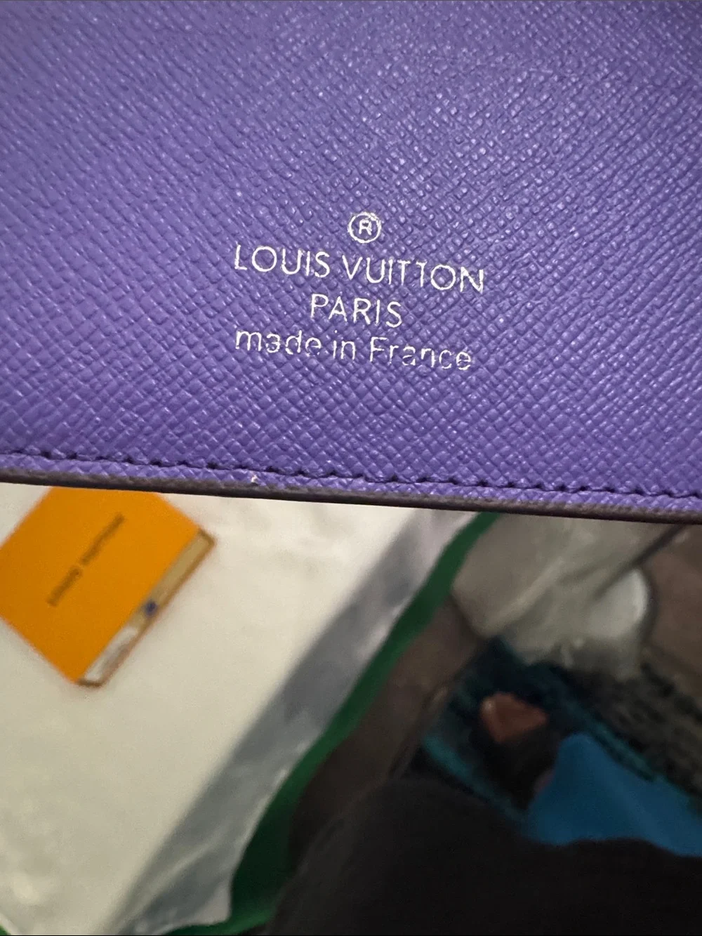 🔥Louis Vuitton Multiple Wallet featuring brown leather with a purple leather!🔥
